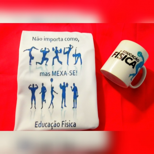 Camiseta e Caneca